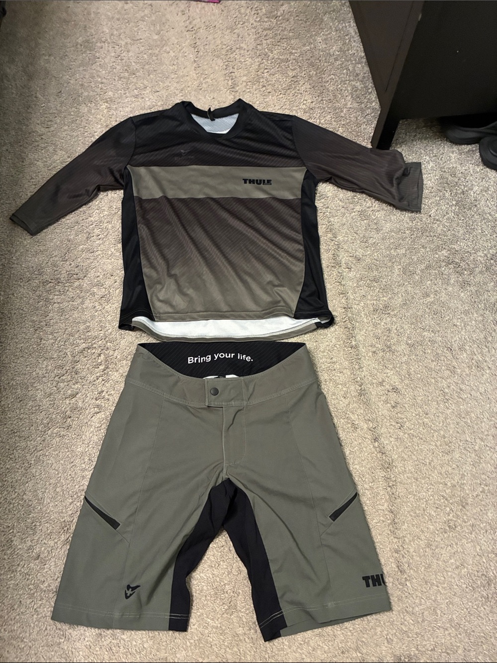 Thule Olive and Black MTB Jersey and Shorts